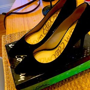 Sam Edelman Black Suede Pumps 7.5 Margie